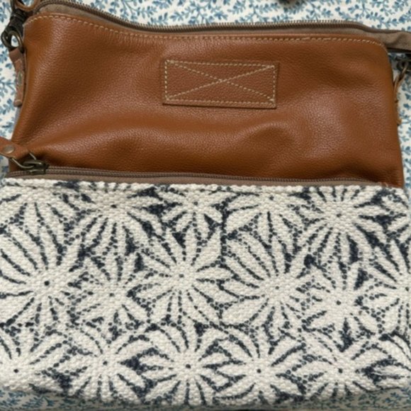 Blue, White and Tan crossbody Myra Bag - Picture 6 of 6